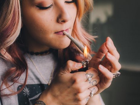 girl addicted to marijuana
